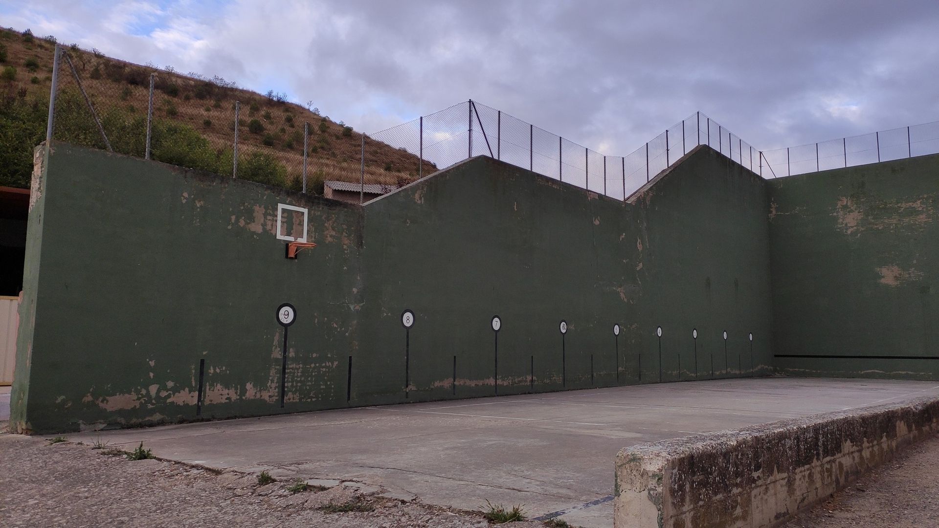 Frontón