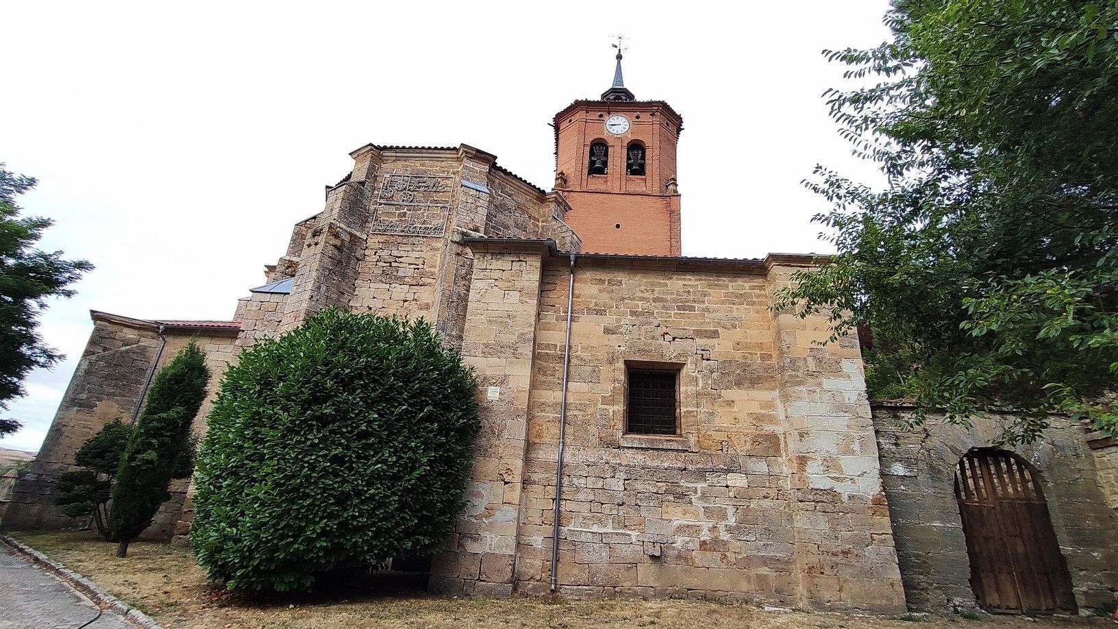IGLESIA DE NªSª DE ALIENDE