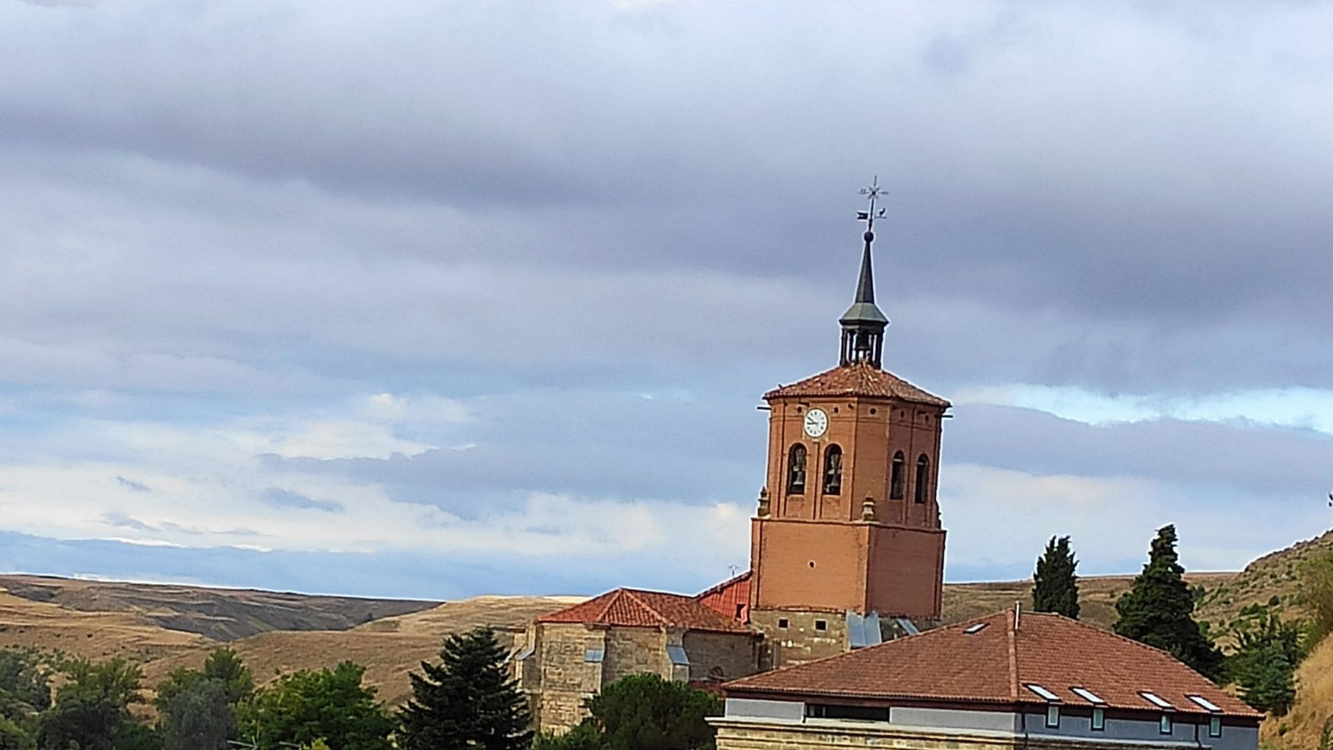 IGLESIA DE NªSª DE ALIENDE